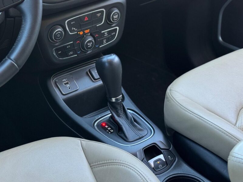 JEEP COMPASS SPORT F R$ 98.990,00