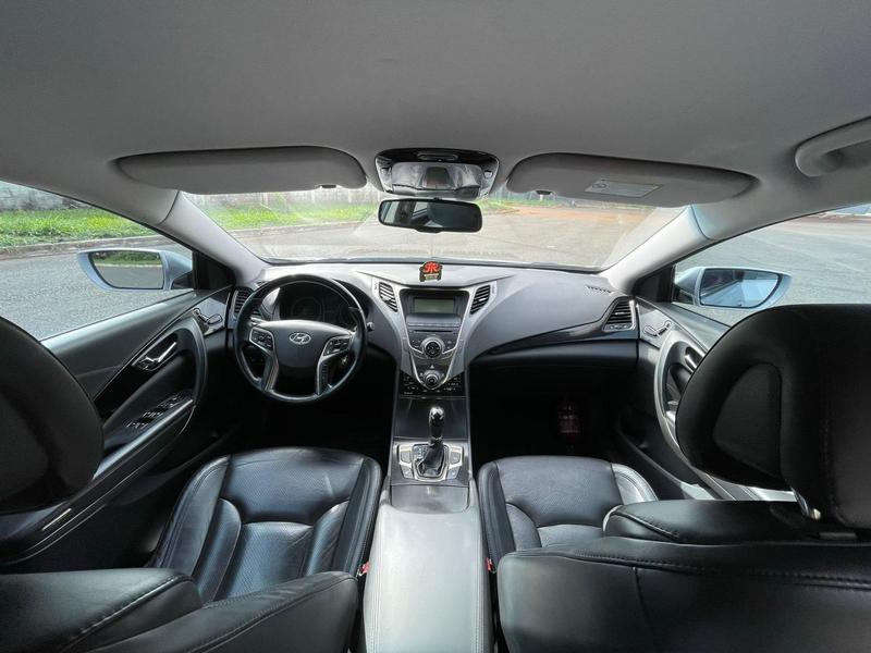 HYUNDAI AZERA 3.0 V6