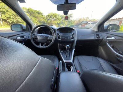 FORD FOCUS SE AT 2.0HC