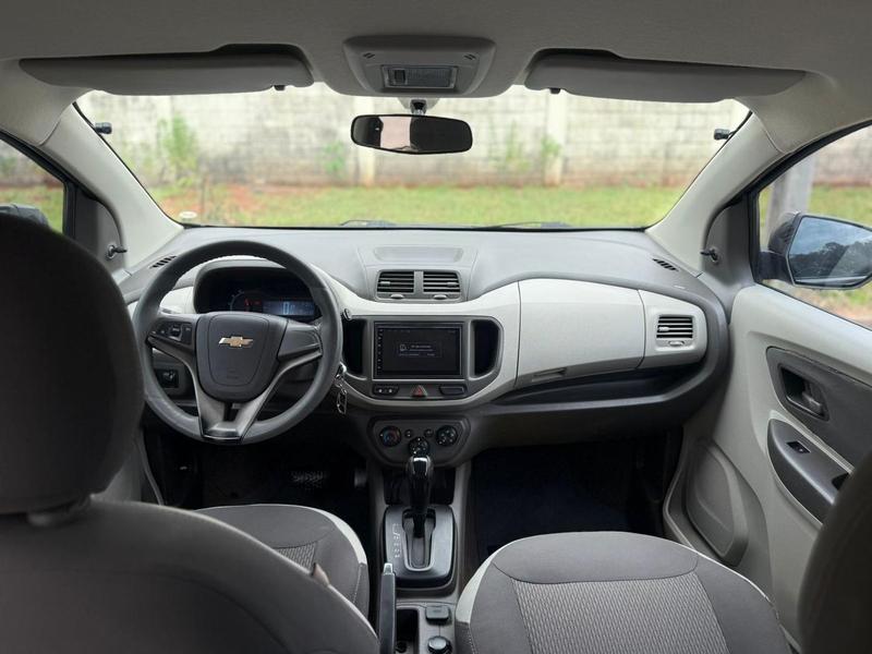 CHEVROLET SPIN 1.8L AT LT