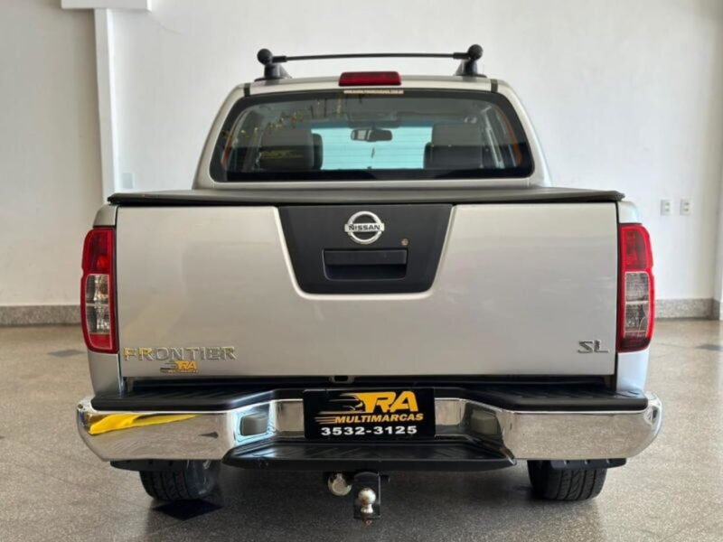 2014 NISSAN FRONTIER SL 4X4 - R$ 109.990,00
