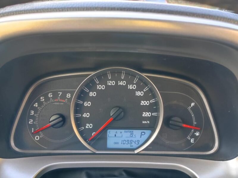 2013 TOYOTA RAV4 25L 4X4 - R$ 95.900,00