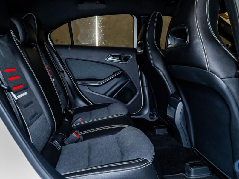 2016 MERCEDES-BENZ A 200FF - R$ 94.990,00