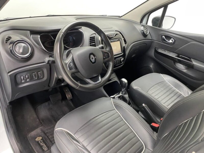 2019 RENAULT CAPTUR INTENSE 1.6 16V FLEX 5P AUT. - R$ 70.990,00