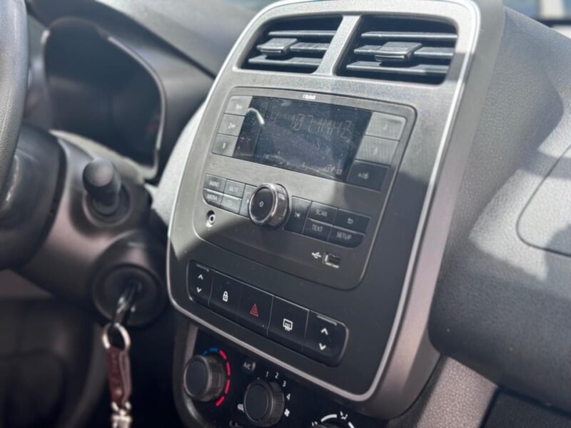 2021 RENAULT KWID ZEN 10MT - R$ 48.900,00