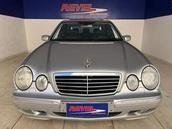 2001 MERCEDES-BENZ E320 JF65W - R$ 99.900,00