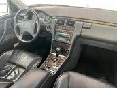 2001 MERCEDES-BENZ E320 JF65W - R$ 99.900,00