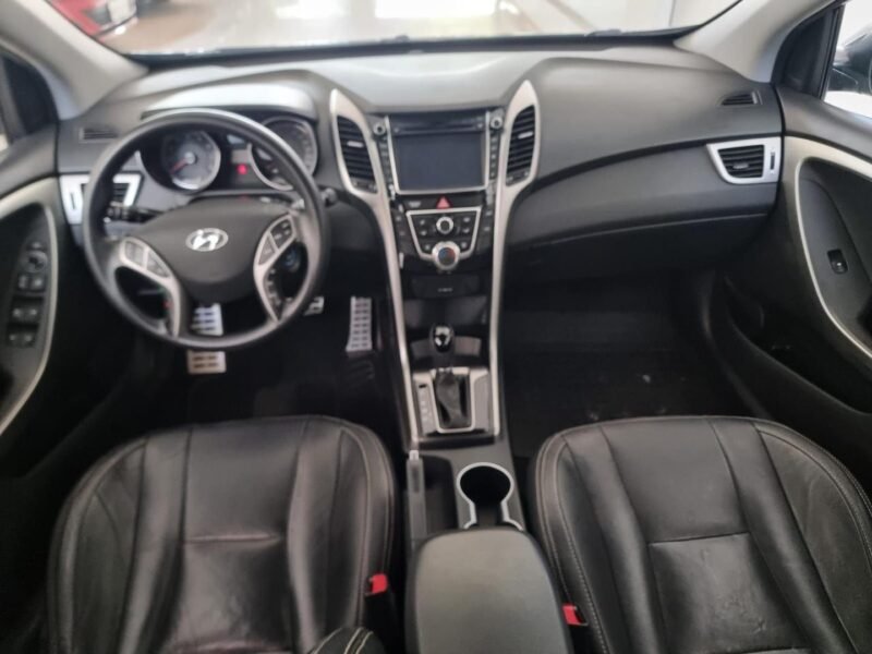 2015 HYUNDAI I30 1.8 - R$ 67.900,00