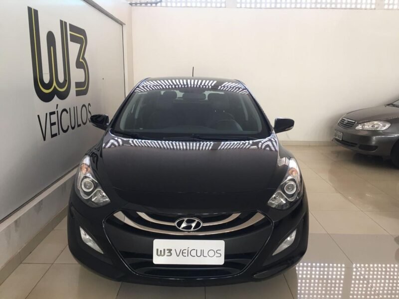 2015 HYUNDAI I30 1.8 - R$ 67.900,00