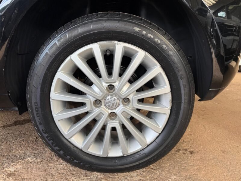 2016 VOLKSWAGEN GOL 1.0 MI ROCK IN RIO 8V G6 TOTAL FLEX - R$ 45.990,00
