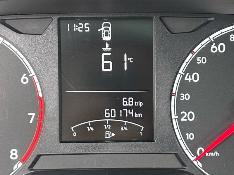2024 VOLKSWAGEN POLO TRACK 1.0 FLEX 12V 5P - R$ 67.900,00