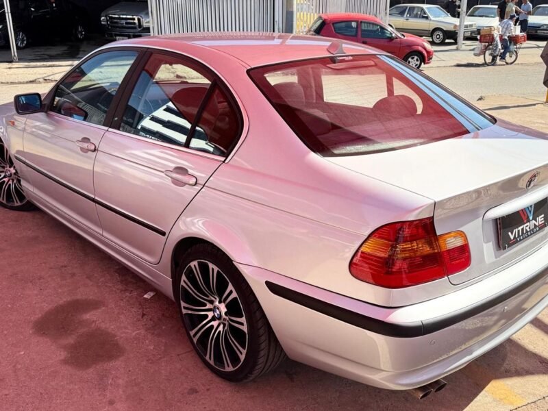 2002 BMW 320 EV11 - R$ 45.990,00