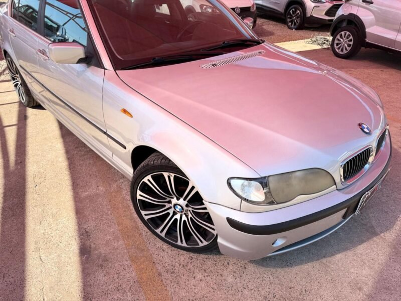 2002 BMW 320 EV11 - R$ 45.990,00