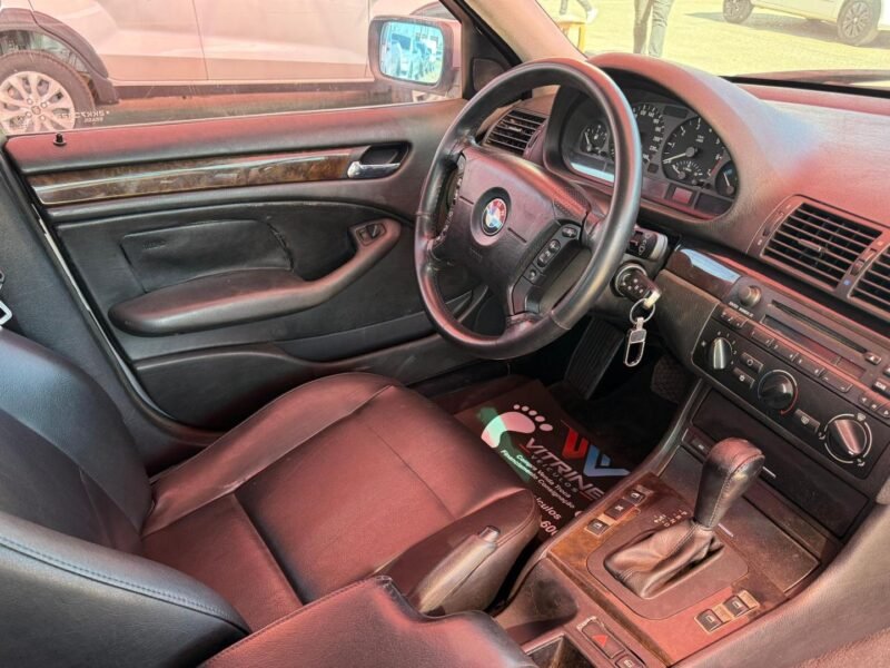 2002 BMW 320 EV11 - R$ 45.990,00