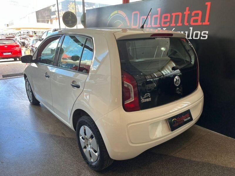 2018 VOLKSWAGEN UP! MOVE 1.0 TOTAL FLEX 12V 5P - R$ 51.990,00