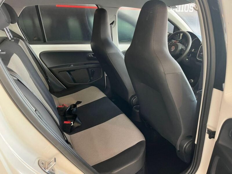 2018 VOLKSWAGEN UP! MOVE 1.0 TOTAL FLEX 12V 5P - R$ 51.990,00