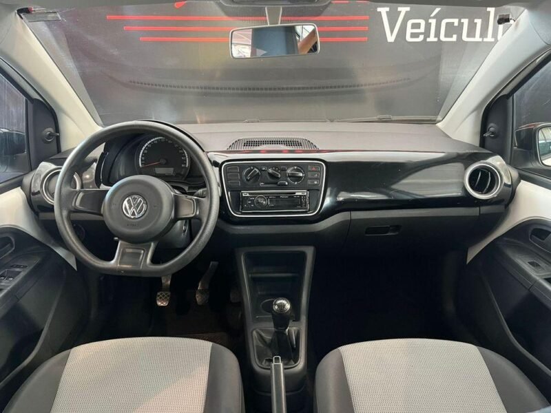 2018 VOLKSWAGEN UP! MOVE 1.0 TOTAL FLEX 12V 5P - R$ 51.990,00