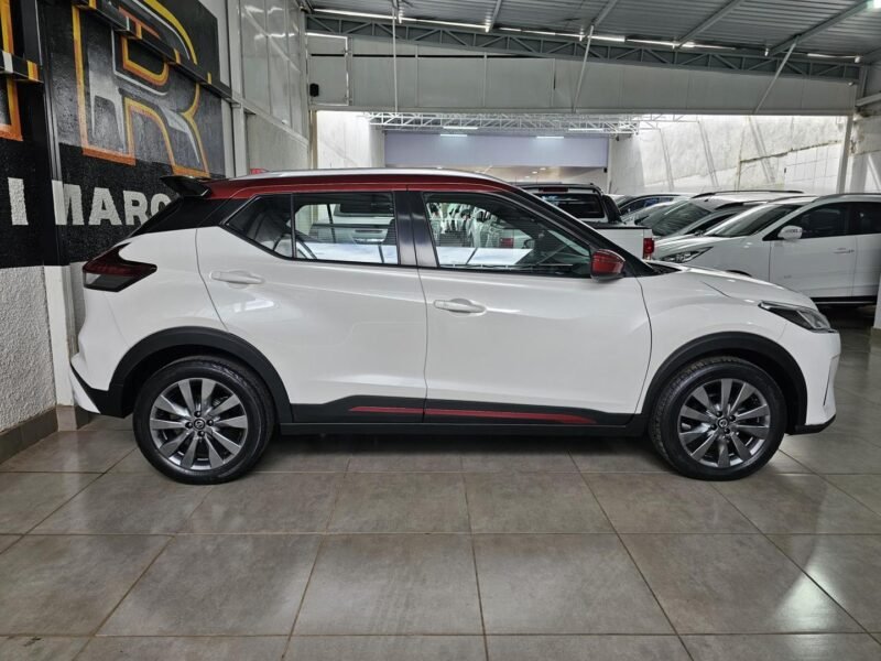 2022 NISSAN KICKS XPLAY CVT - R$ 99.990,00