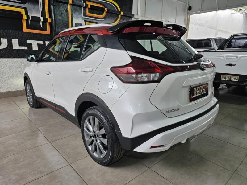 2022 NISSAN KICKS XPLAY CVT - R$ 99.990,00