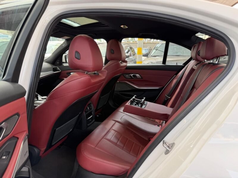 2022 BMW 320IA 2.0 TB M SPORT ACTIVEFLEX 16V 4P - R$ 212.900,00