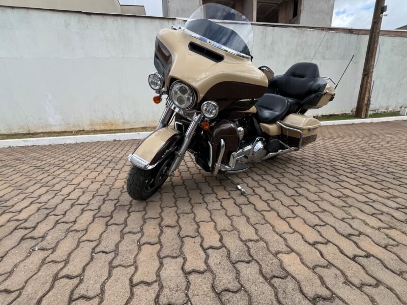 2014 HARLEY-DAVIDSON ELECTRA GLIDE ULTRA LIMITED FLHTK - R$ 74.890,00