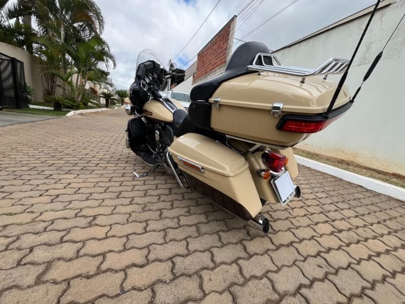 2014 HARLEY-DAVIDSON ELECTRA GLIDE ULTRA LIMITED FLHTK - R$ 74.890,00