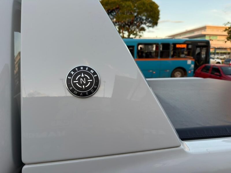 2020 VOLKSWAGEN AMAROK V6 EXTR AC4 - R$ 161.900,00