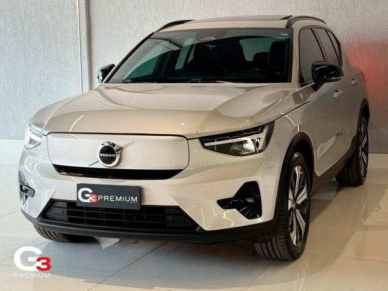 2023 VOLVO XC40 6 PLUS - R$ 194.900,00