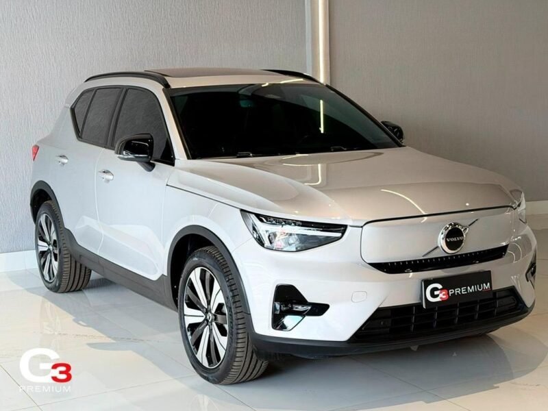 2023 VOLVO XC40 6 PLUS - R$ 194.900,00