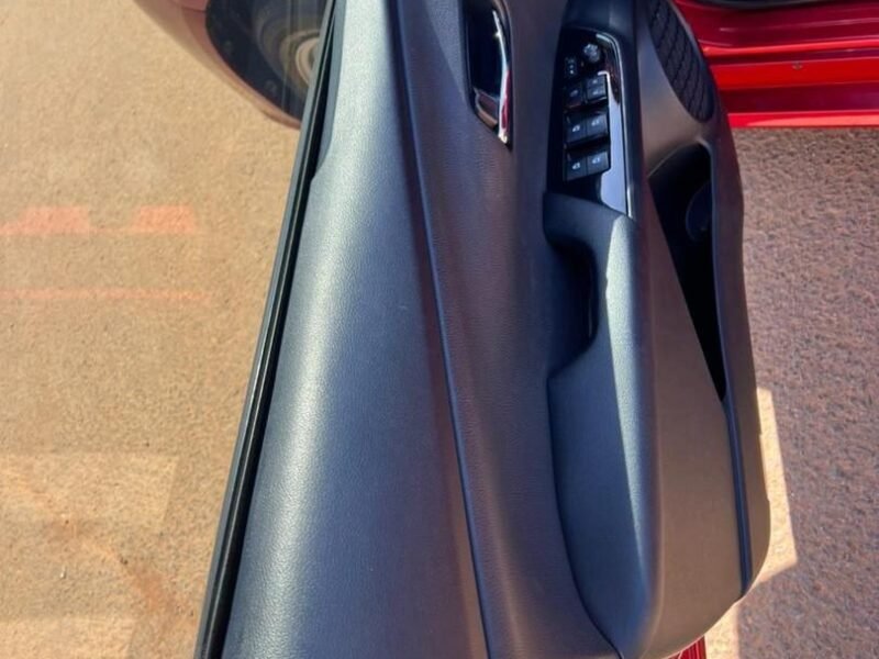 2016 TOYOTA PRIUS NGA TOP - R$ 81.990,00