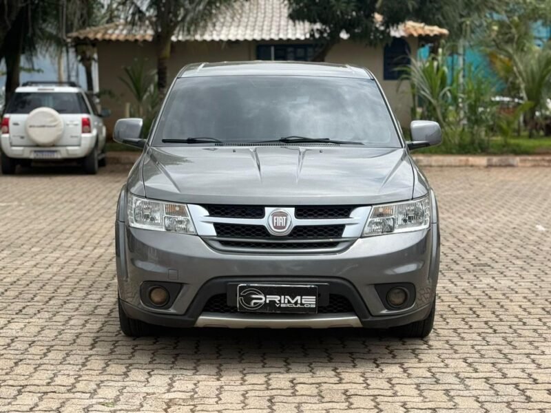 2012 FIAT FREEMONT EMOTION - R$ 47.900,00