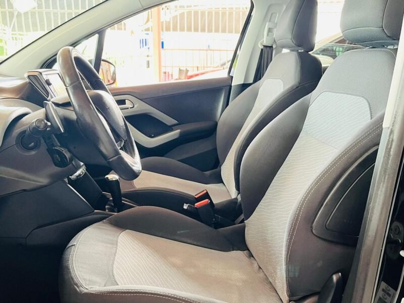 2016 PEUGEOT 208 ALLURE BVA - R$ 47.990,00