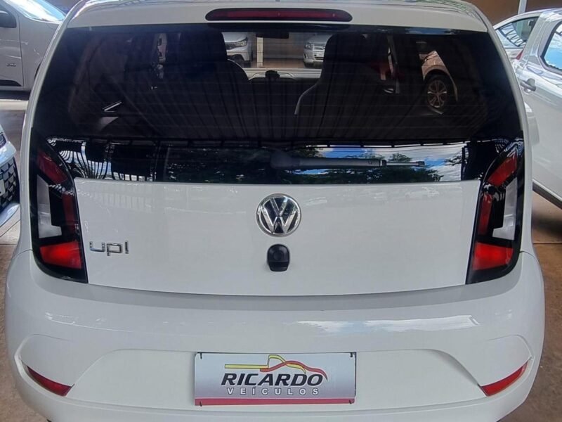 2020 VOLKSWAGEN UP MPI MC - R$ 55.900,00