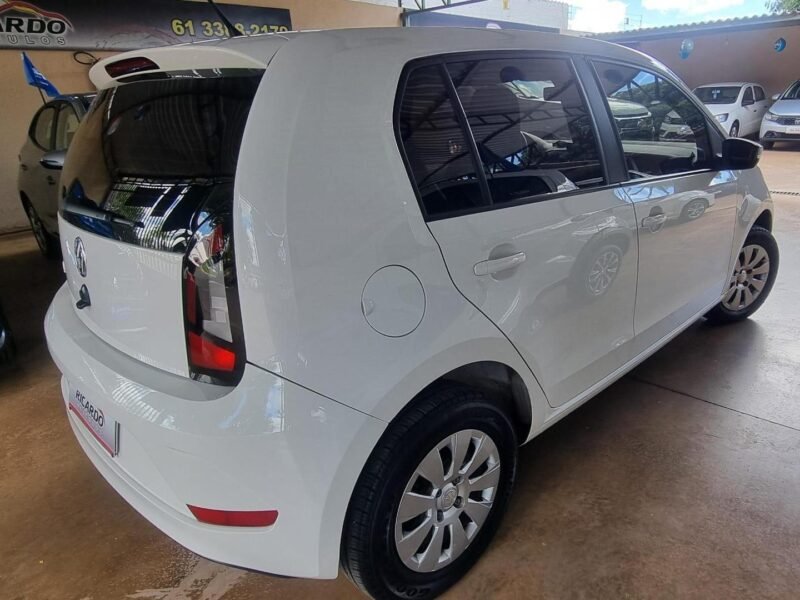 2020 VOLKSWAGEN UP MPI MC - R$ 55.900,00