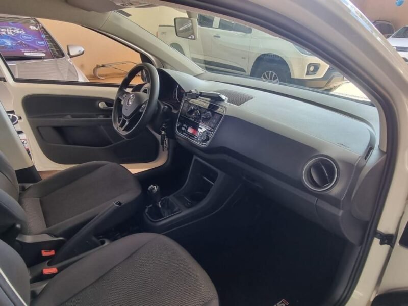 2020 VOLKSWAGEN UP MPI MC - R$ 55.900,00