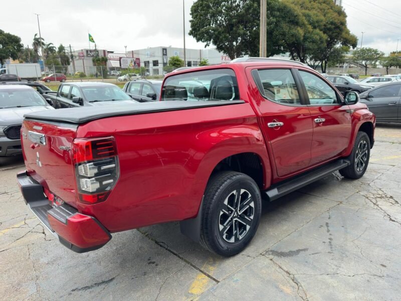 2024 MITSUBISHI TRITON SPORT HPE S - R$ 209.900,00