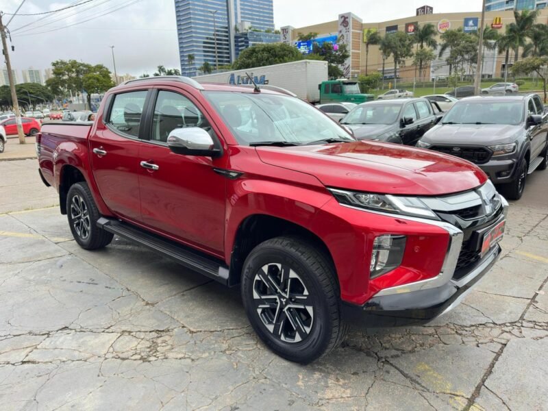 2024 MITSUBISHI TRITON SPORT HPE S - R$ 209.900,00