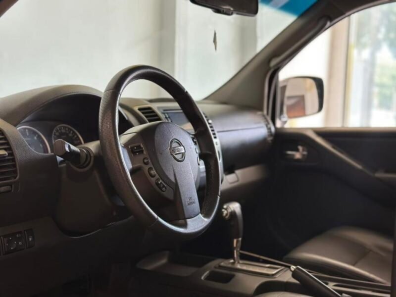 2014 NISSAN FRONTIER SL 4X4 - R$ 109.990,00