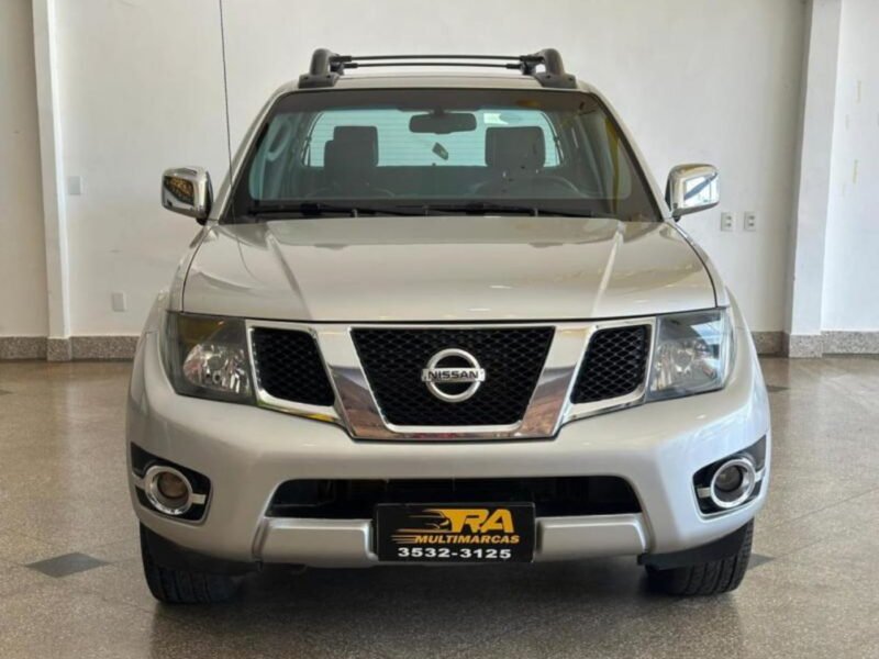 2014 NISSAN FRONTIER SL 4X4 - R$ 109.990,00