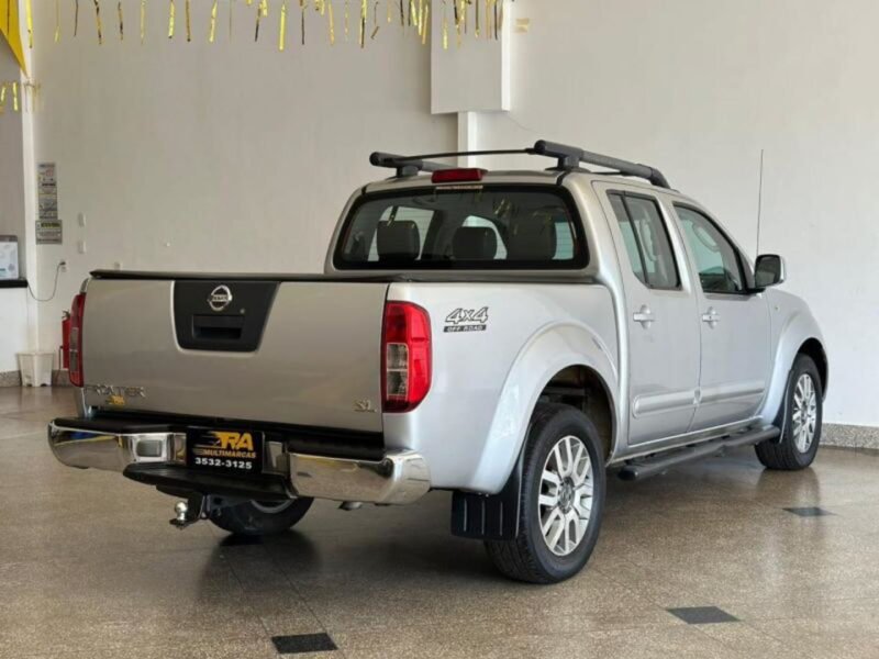 2014 NISSAN FRONTIER SL 4X4 - R$ 109.990,00
