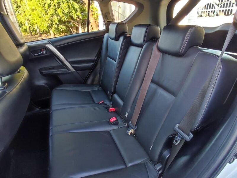 2013 TOYOTA RAV4 25L 4X4 - R$ 95.900,00