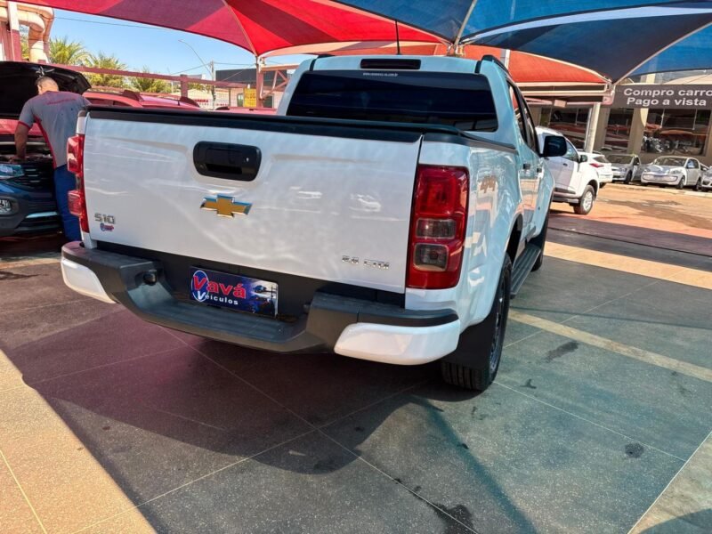 2023 CHEVROLET S10 LS 2.8 TDI 4X4 CD - de R$ 155.900,00