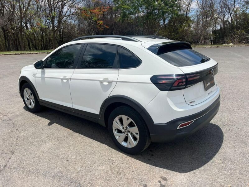 2022 VOLKSWAGEN NIVUS 1.0 200 TSI COMFORTLINE - R$ 98.900,00