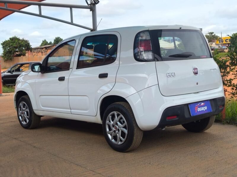 2016 FIAT FIAT UNO ATTRACTIVE 1.0 - R$ 39.900,00