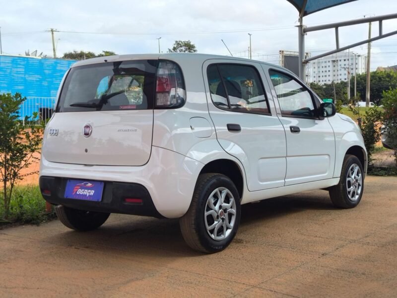 2016 FIAT FIAT UNO ATTRACTIVE 1.0 - R$ 39.900,00