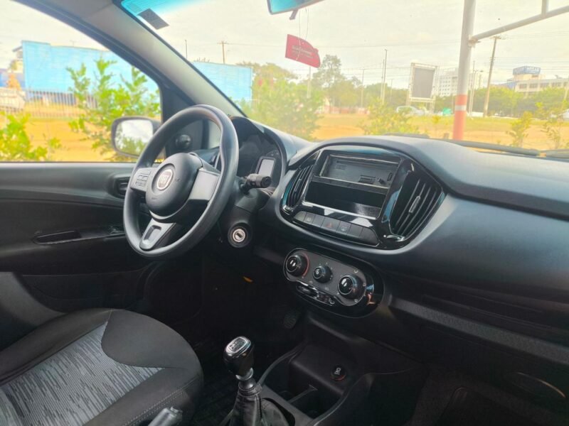 2016 FIAT FIAT UNO ATTRACTIVE 1.0 - R$ 39.900,00