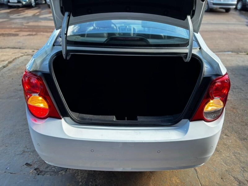2014 CHEVROLET SONIC LTZ NB AT - R$ 41.990,00