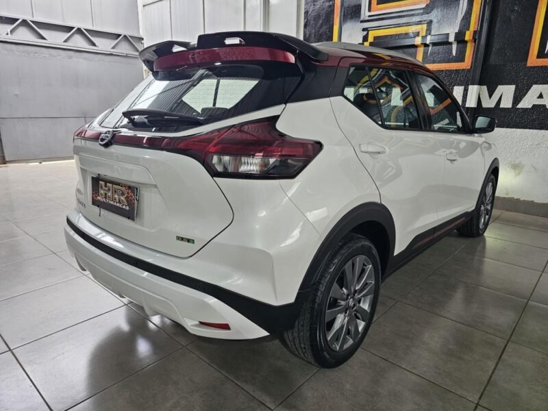 2022 NISSAN KICKS XPLAY CVT - R$ 99.990,00