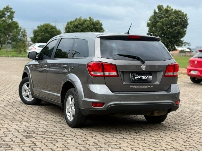 2012 FIAT FREEMONT EMOTION - R$ 47.900,00