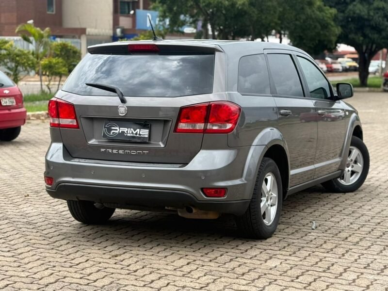 2012 FIAT FREEMONT EMOTION - R$ 47.900,00